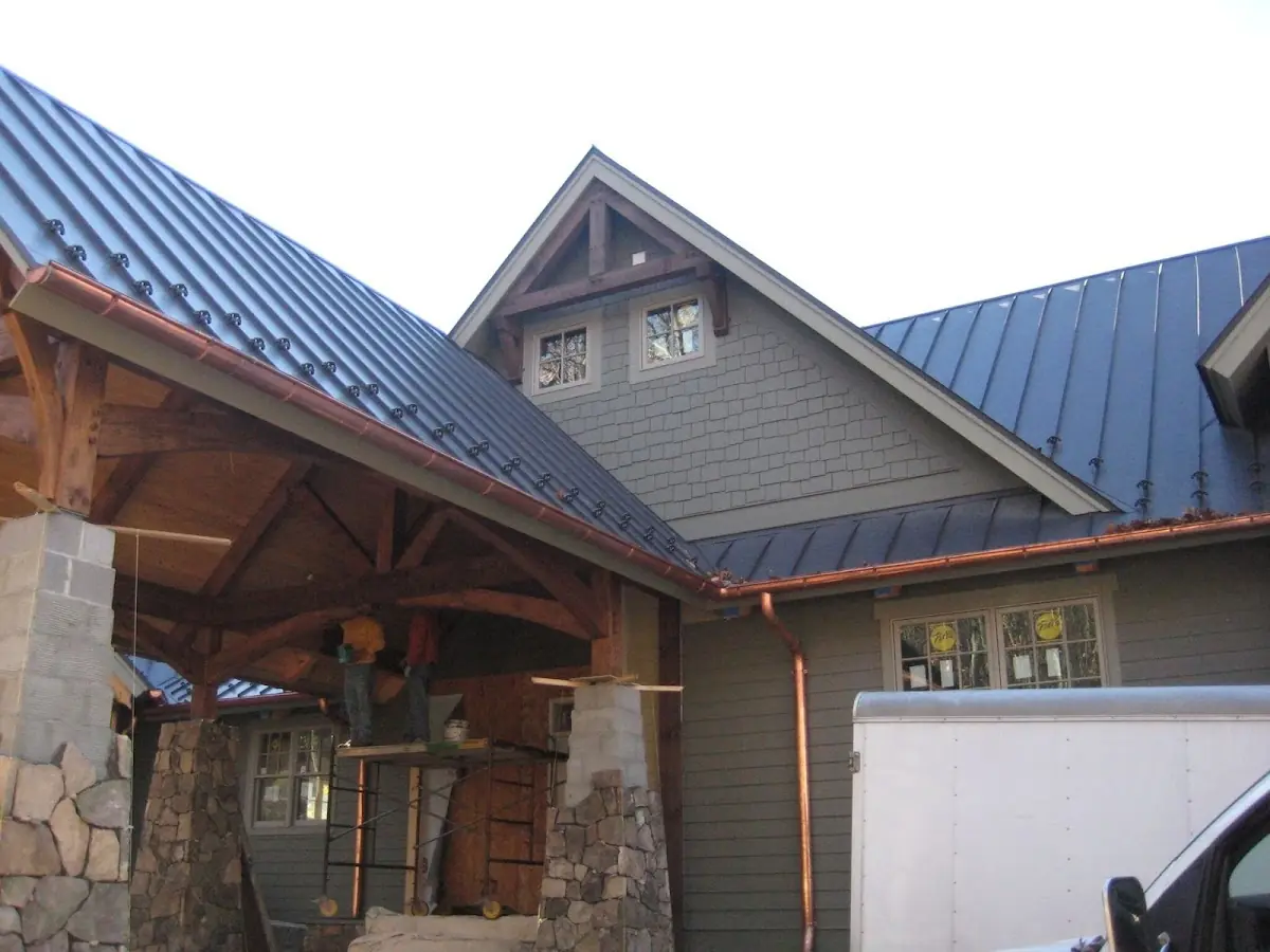 Craftsman Roofing team delivering quality roofing work in Southridge Village